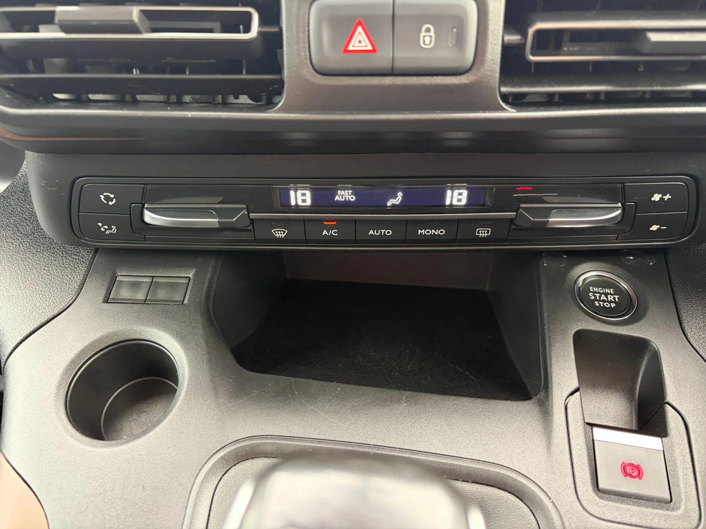 Peugeot Rifter 1.2 Puretech Active Grey #12