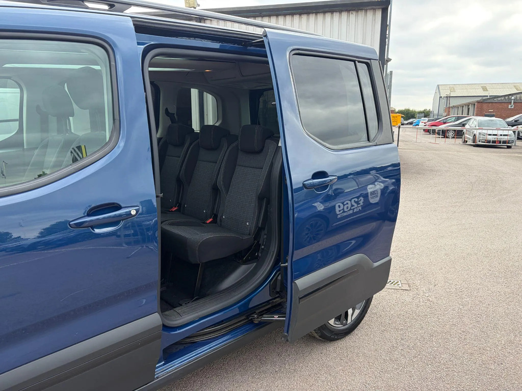 Peugeot Rifter 1.2 Puretech Active Grey #19