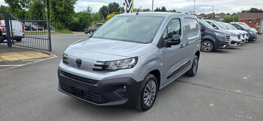 Peugeot Partner 1.5 Asphalt M Euro 6 Ss #3