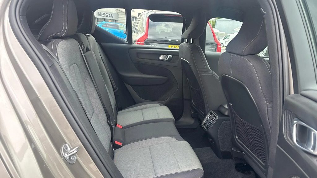 Volvo XC40 1.5 T3 163 Momentum  #6