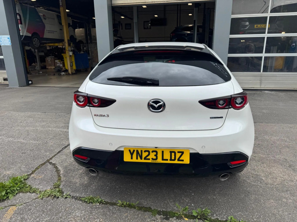 Mazda 3 2.0 E-skyactiv-x Mhev Sport Lux Euro 6 Ss White #4