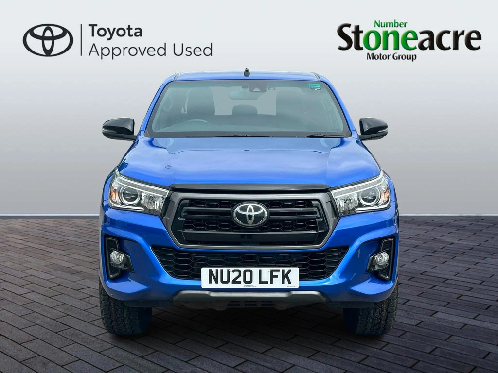 Toyota HILUX D-4d Active White #15