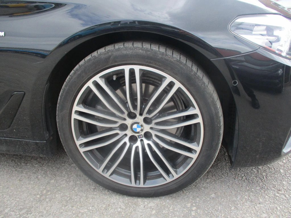 BMW 5 Series 2020 69 Grey #9