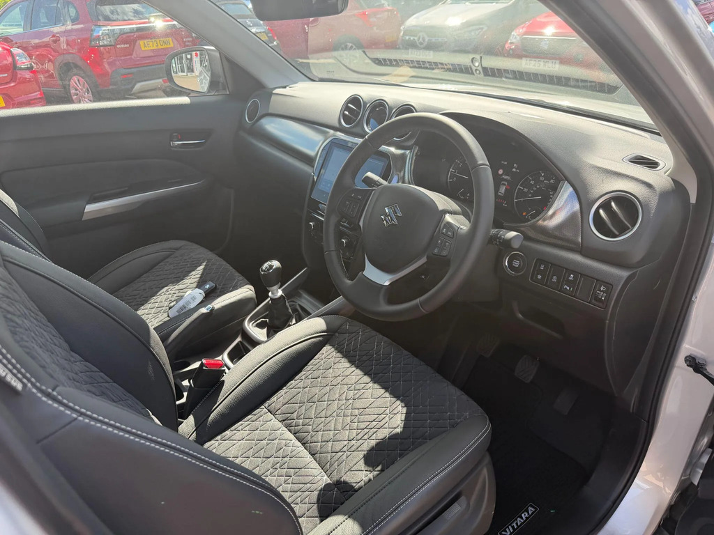 Suzuki Vitara 1.4 Boosterjet Mhev 109 Motion Brown #10