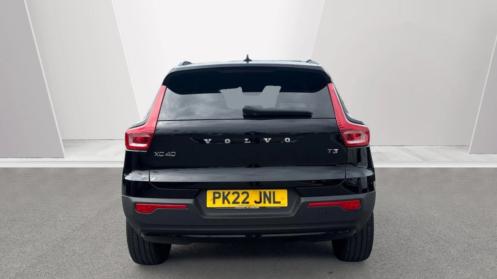 Volvo XC40 R-design T3 163 Hp  #3