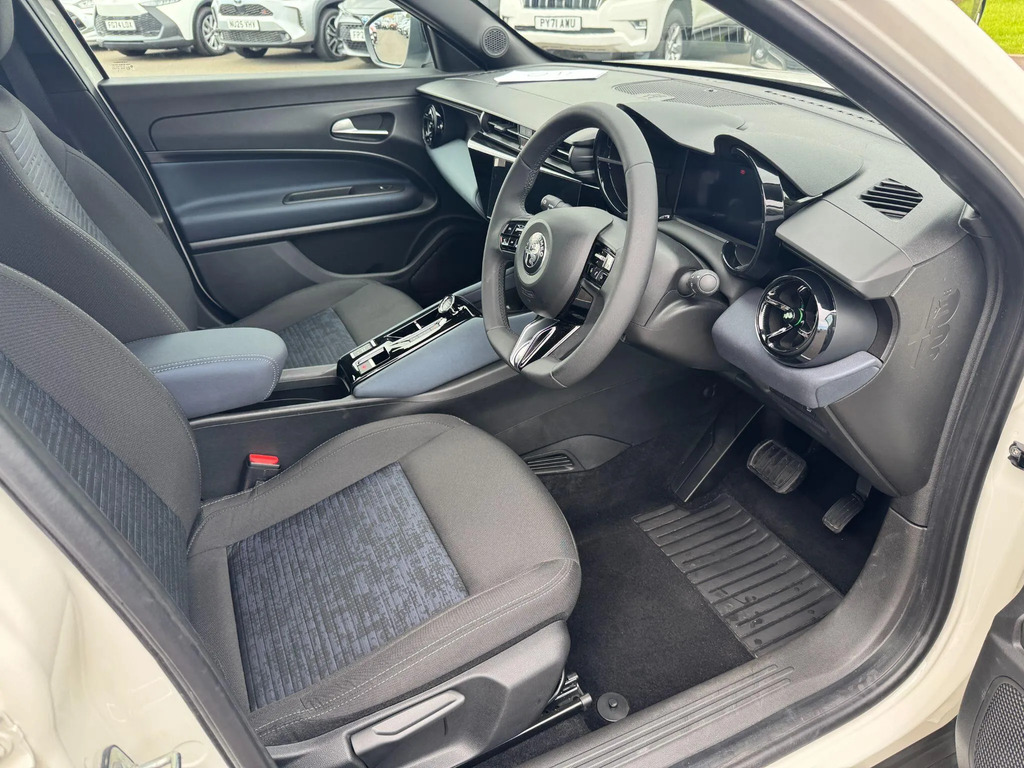 Alfa Romeo Junior 1.2 Mhev Ibrida E-dct Euro 6 Ss Black #11
