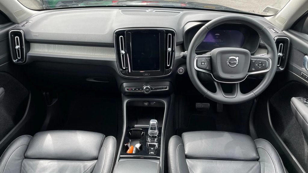 Volvo XC40 2.0 B3p Plus Dark  #5