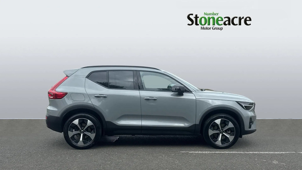 Volvo XC40 2.0 B4p Plus Dark  #3