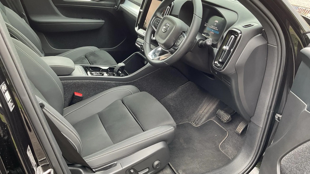Volvo XC40 2.0 B4 Mhev Plus Black Edition Dct Euro 6 S  #4