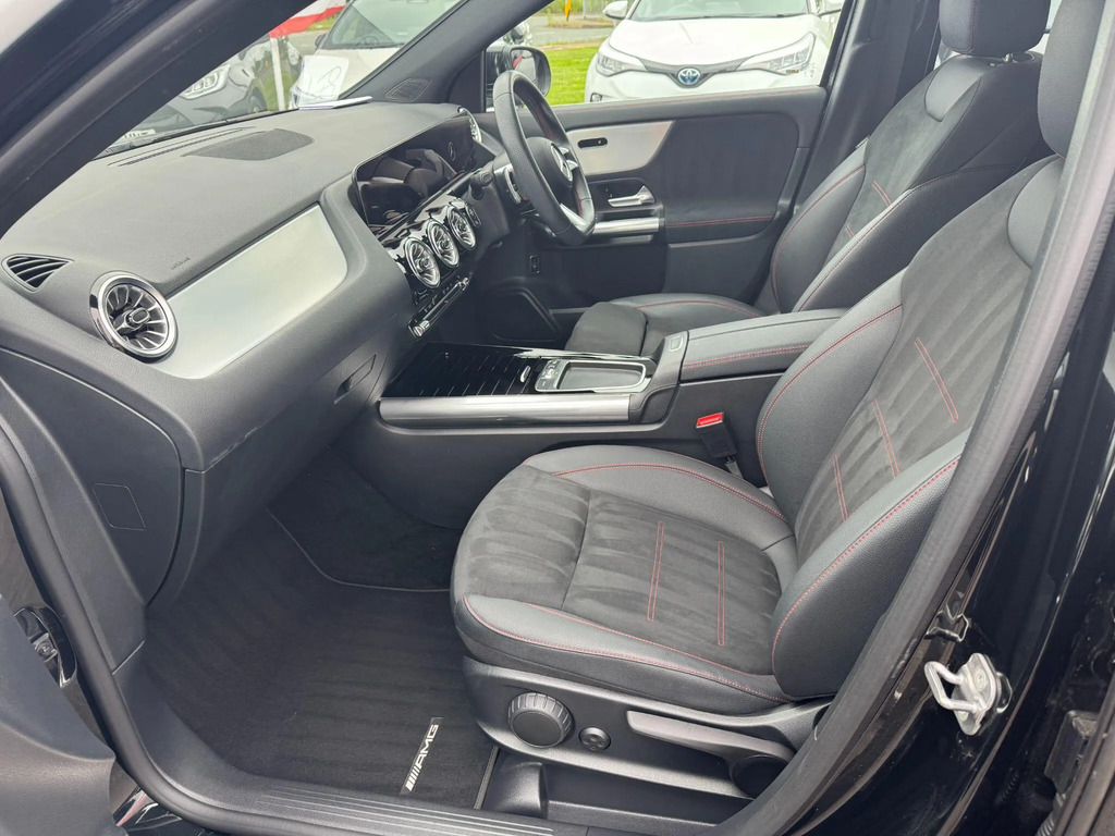 Mercedes-Benz GLA Class 250E Amg Line Executive Black #14