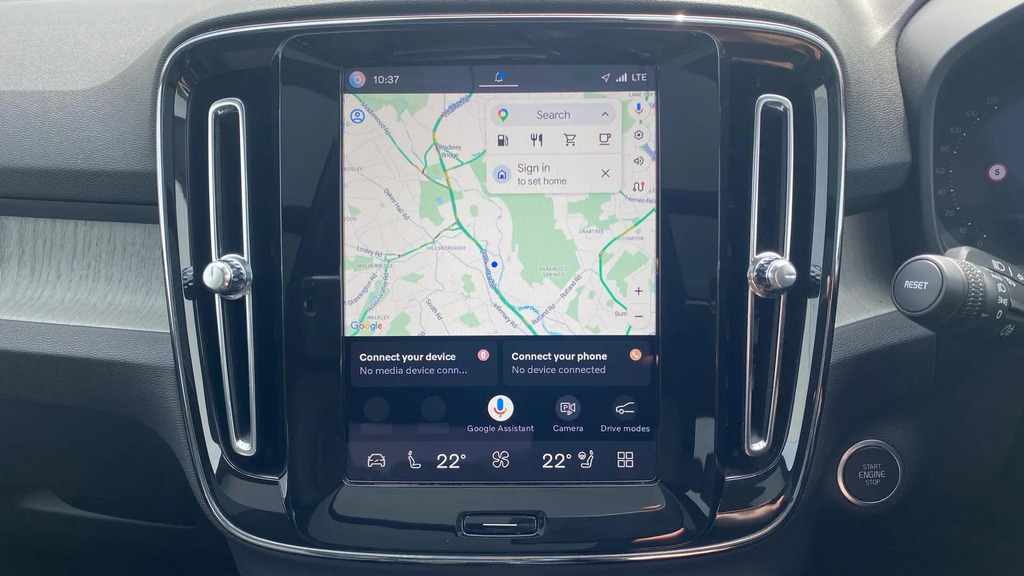 Volvo XC40 2.0 B3p Plus Dark 2024 Grey #26