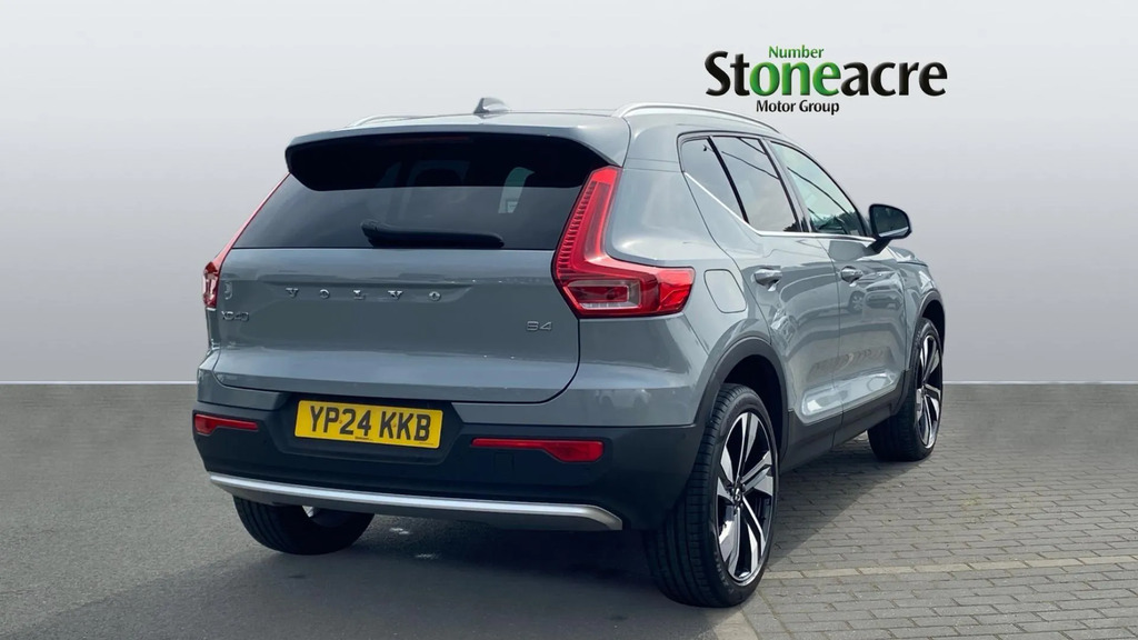Volvo XC40 2.0 B3p Plus Dark 2024 Grey #8