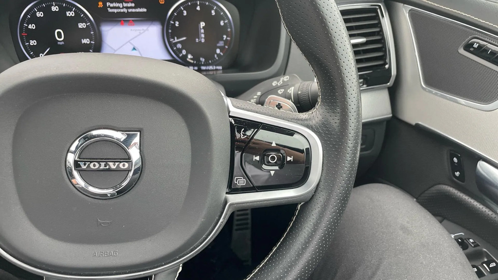 Volvo XC90 B5 Awd Inscription Black #20