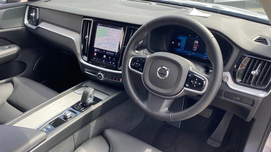 Volvo V60 2.0 B4p Plus Dark 7 Speed Blue #9