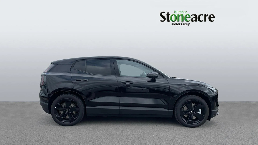 Volvo EX30 Twin Performance 69Kwh Ultra Black Edition Aw  #2
