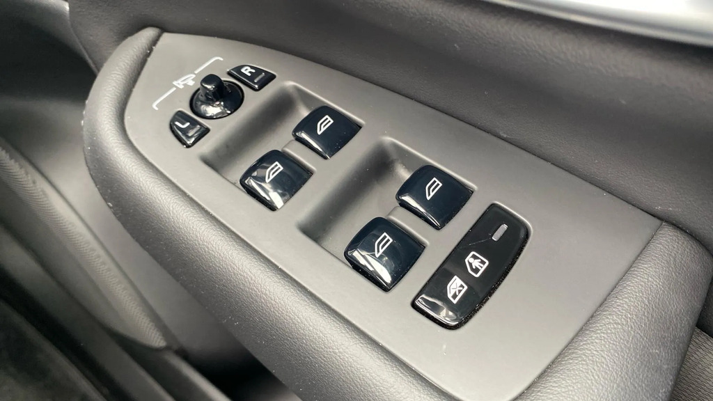 Volvo XC90 Xc90 B5 Mhev Awd Black #20