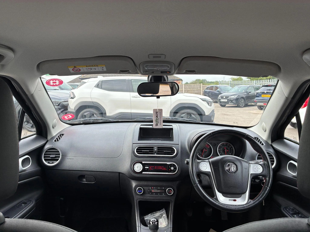 MG MG3 1.5 Vti-tech 3Form Sport Hatchback Manu White #25