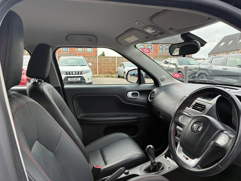 MG MG3 1.5 Vti-tech 3Form Sport Hatchback Manu White #24