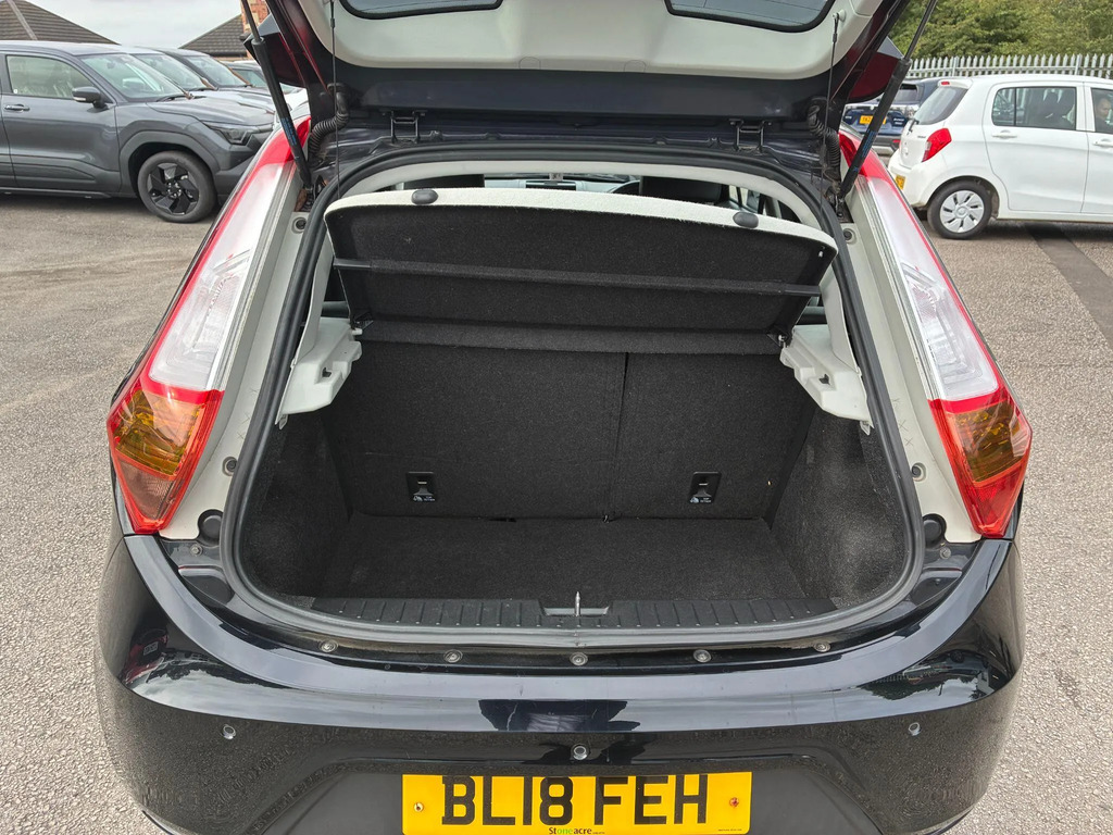 MG MG3 1.5 Vti-tech 3Form Sport Hatchback Manu White #9