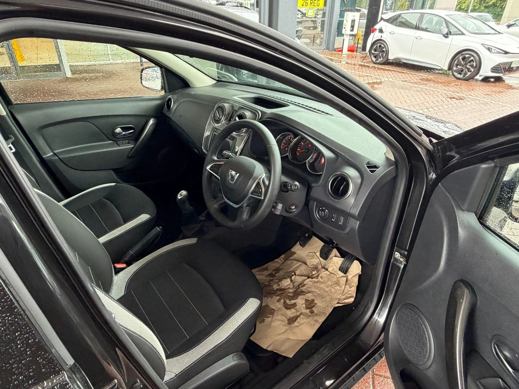 Dacia Sandero Stepway Dacia Sandero Stepway 1.0 Tce Comfort Hatchback... White #9