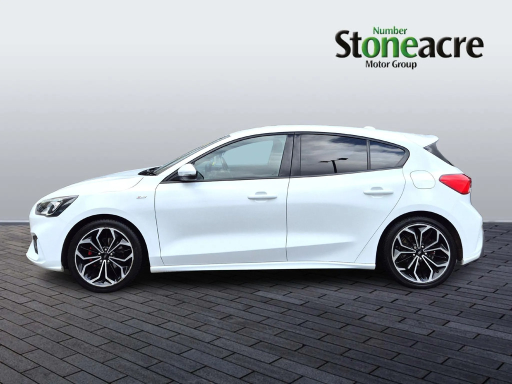 Ford Focus 1.0T Ecoboost St-line X Hatchback Manua White #6