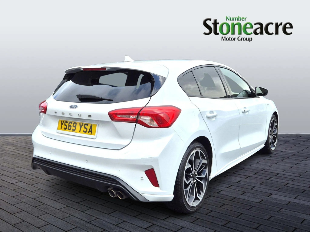 Ford Focus 1.0T Ecoboost St-line X Hatchback Manua White #3