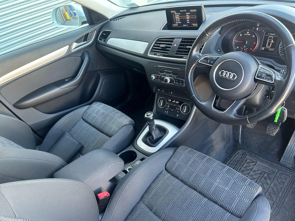Audi Q3 Q3 Sport Tdi Quattro Black #9