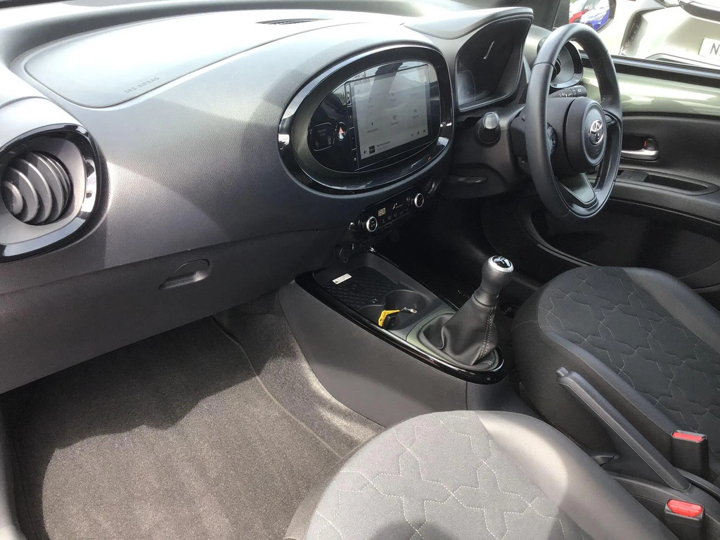 Toyota Aygo X 1.0 Vvt-i Exclusive  #5