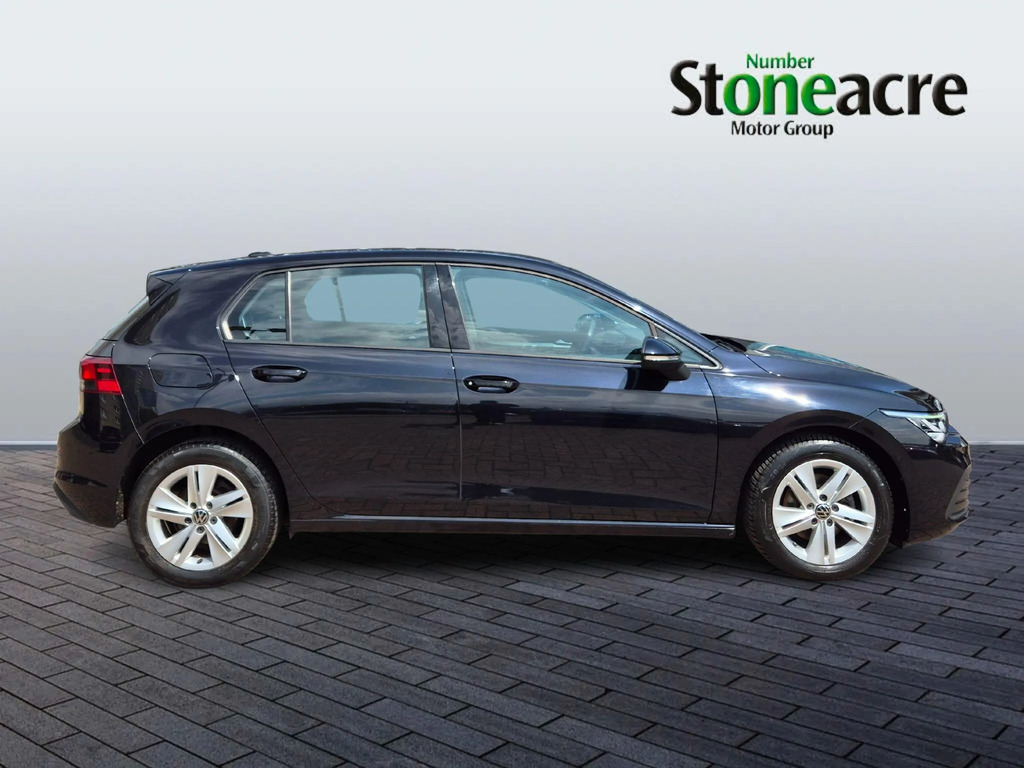 Volkswagen Golf 1.5 Tsi Life Black #2