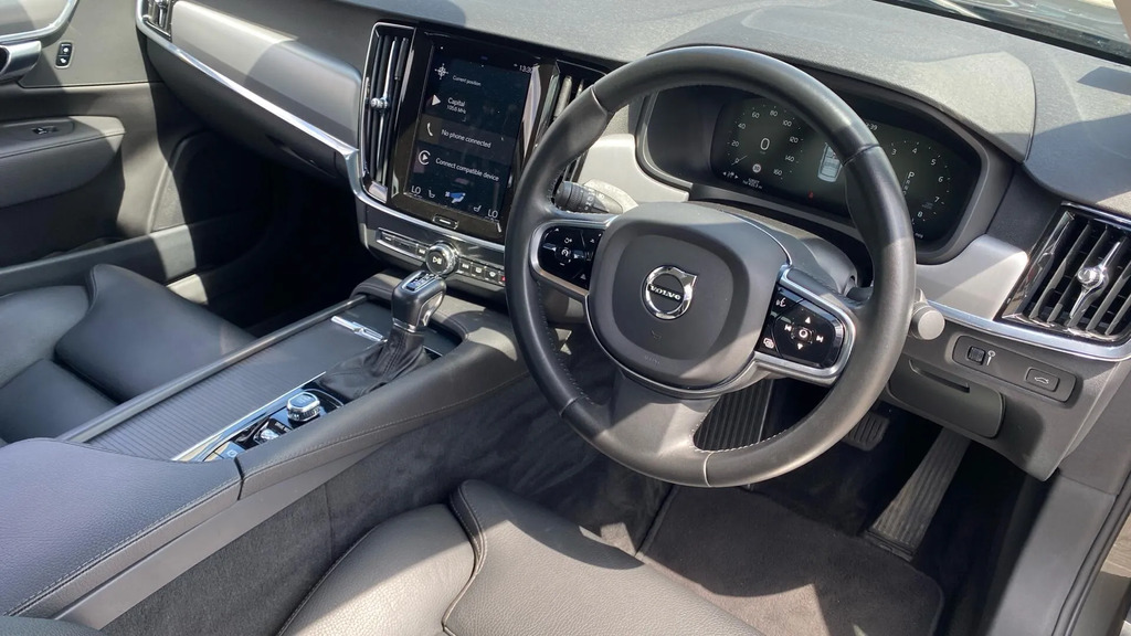Volvo S90 S90 Momentum T4 Black #9