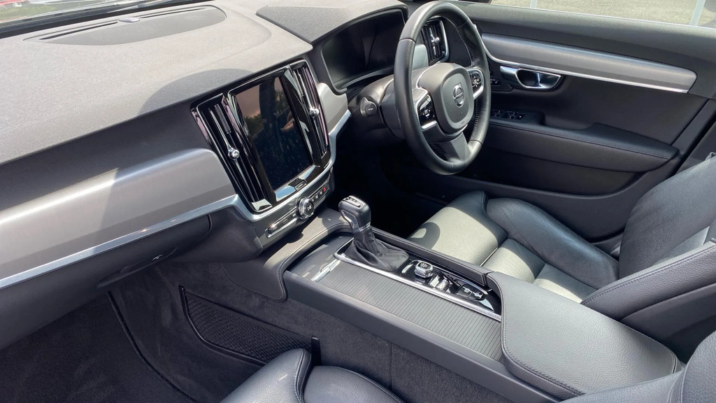 Volvo S90 S90 Momentum T4 Black #12