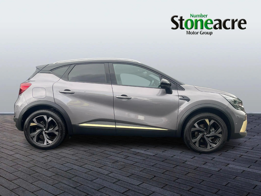 Renault Captur 1.6 E-tech E-tech Engineered Bose Edition Eur #2