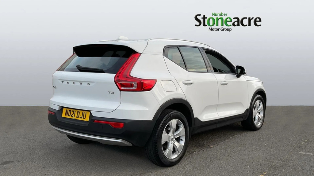 Volvo XC40 1.5 T3 163 Momentum #2