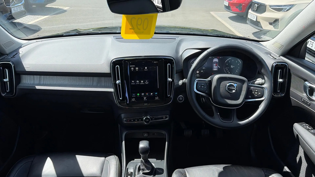 Volvo XC40 1.5 T3 163 Inscription Black #5