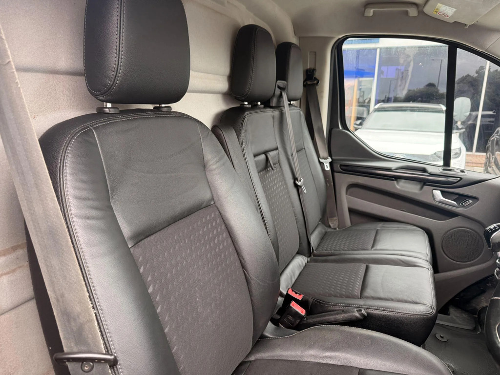 Ford Transit Custom 2.0 Tdci 170Ps Low Roof Sport Van Orange #9