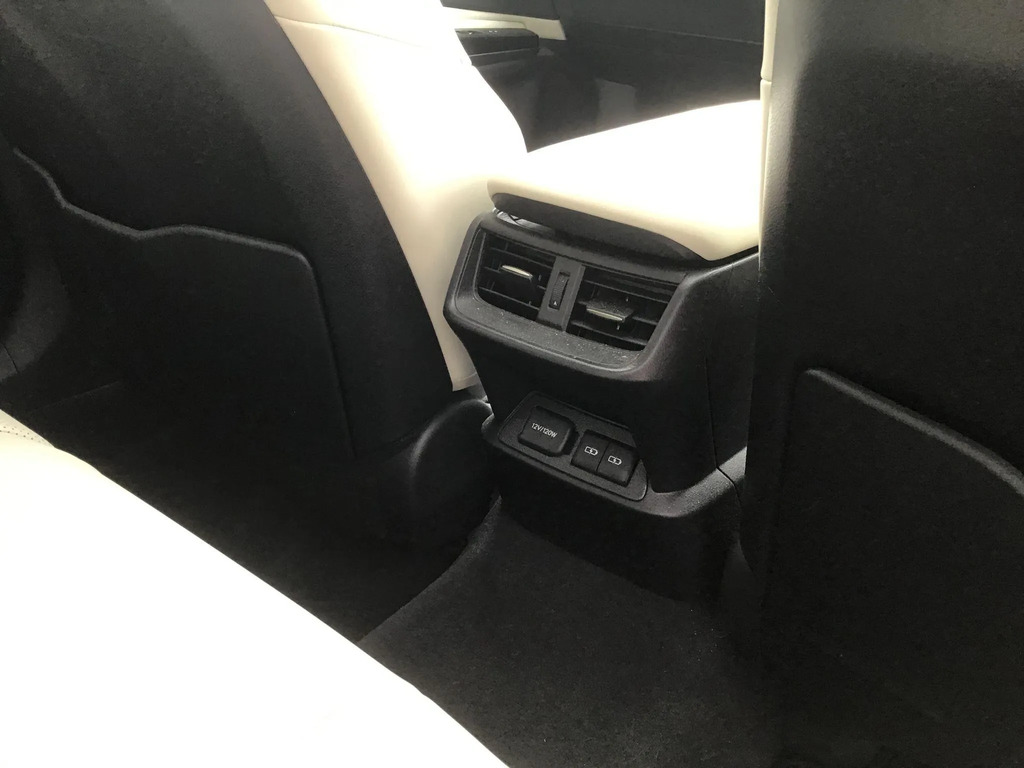 Lexus ES 300H 2.5 Takumi Cvt Silver #20