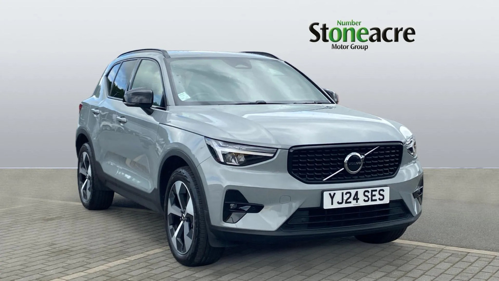 Volvo XC40 2.0 B3p Plus Dark