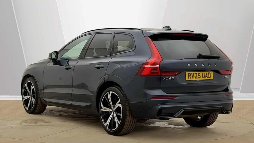 Volvo XC60 2.0 B5 Mhev Ultra Dark Awd Euro 6 Ss  #3