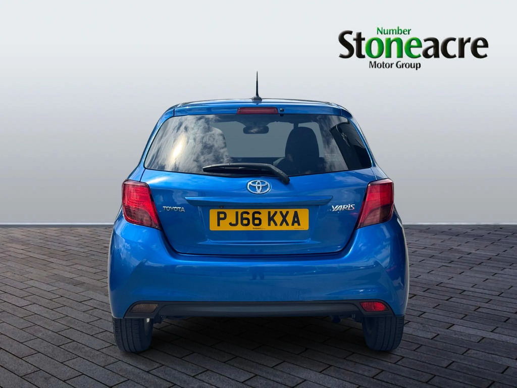 Toyota Yaris Icon Blue #6