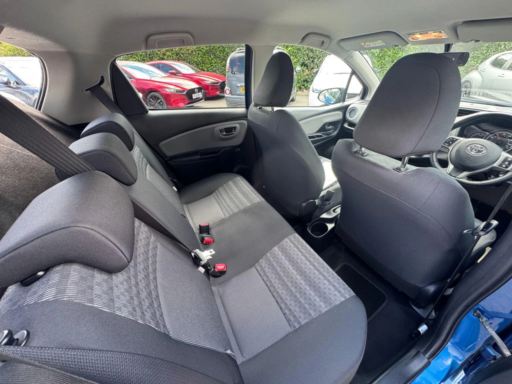 Toyota Yaris Icon Blue #12