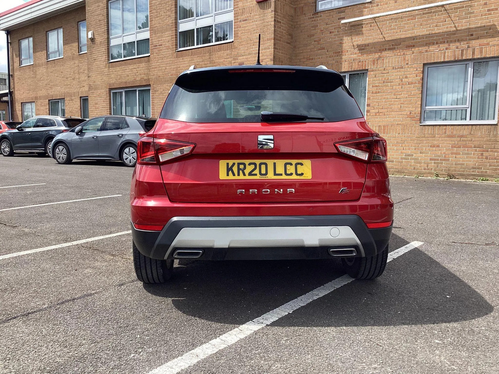 Seat Arona 1.0 Tsi 115 Fr Ez Red #6