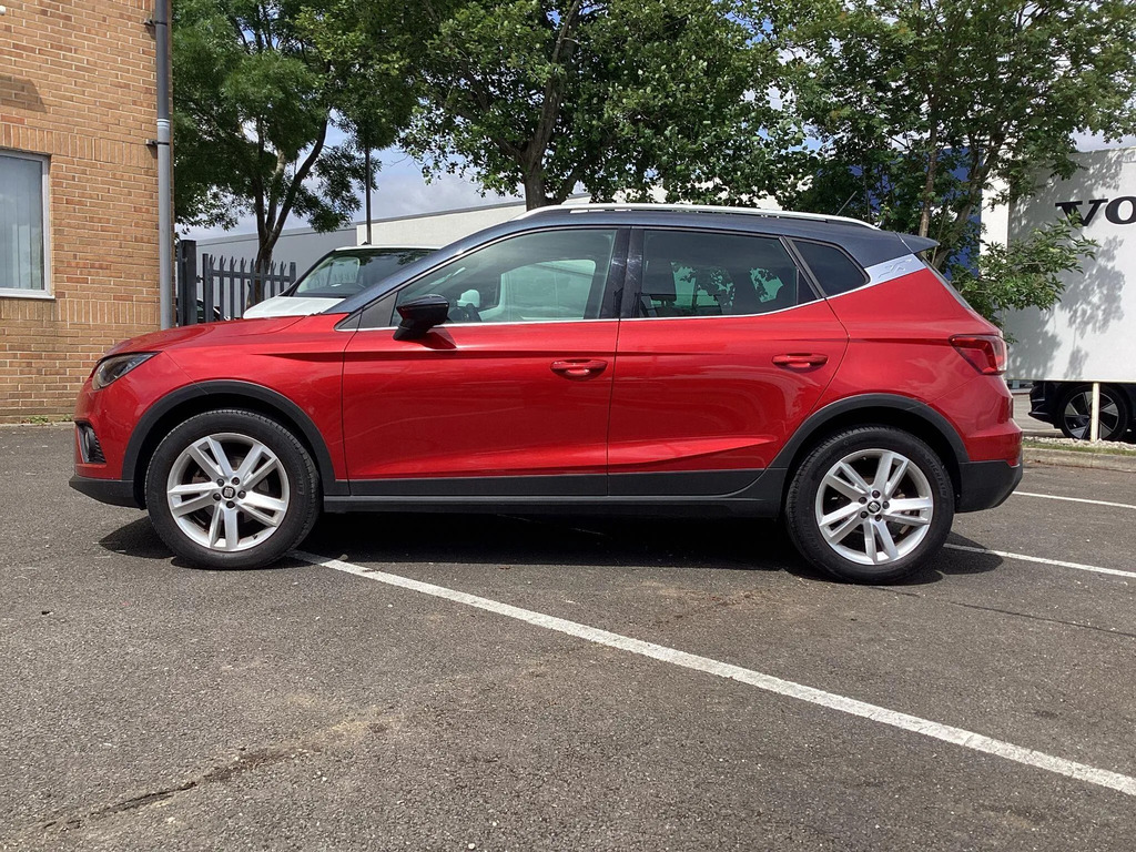 Seat Arona 1.0 Tsi 115 Fr Ez Red #5