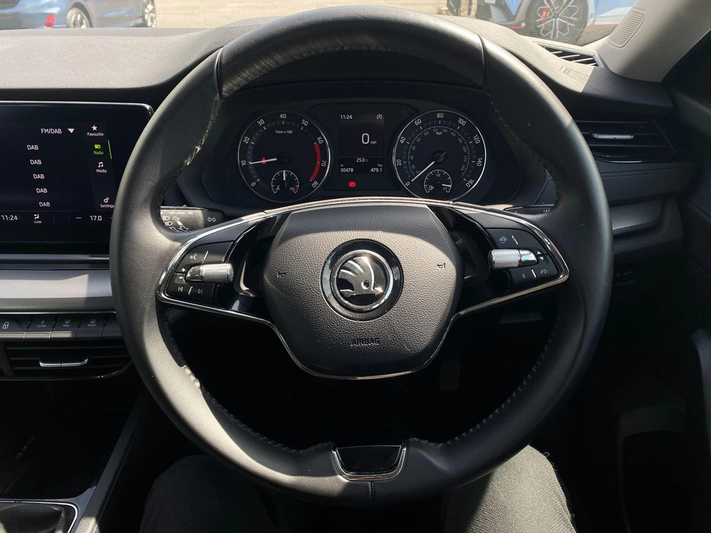 Skoda Octavia 1.0 Se Tsi Dsg 109 Bhp Blue #37