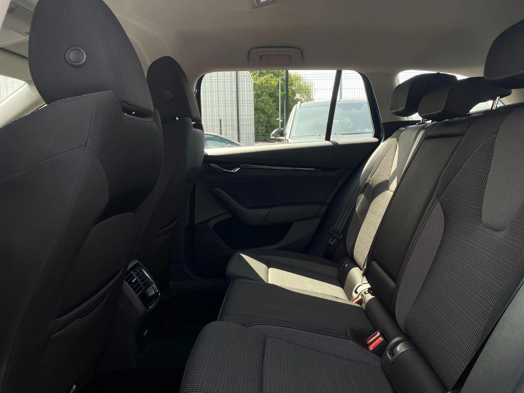 Skoda Octavia 1.0 Se Tsi Dsg 109 Bhp Blue #13