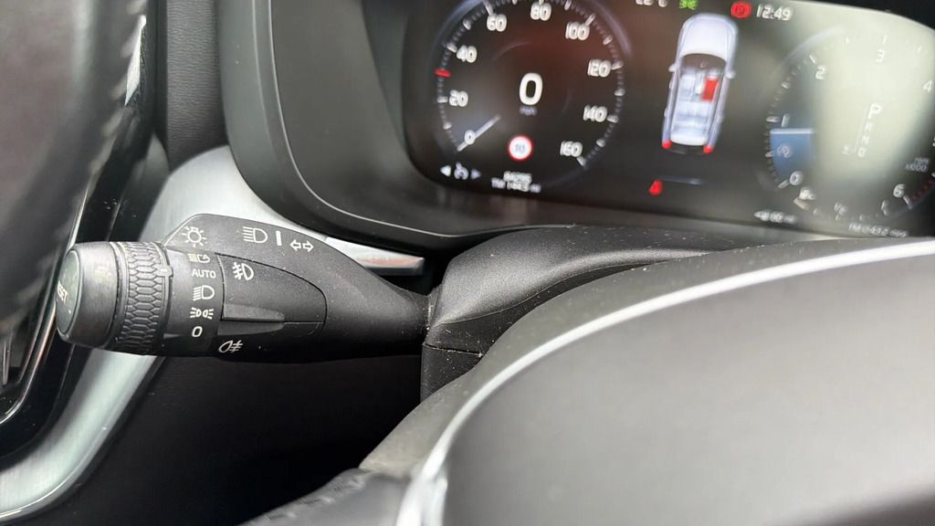 Volvo XC60 D4 Momentum Awd Grey #23