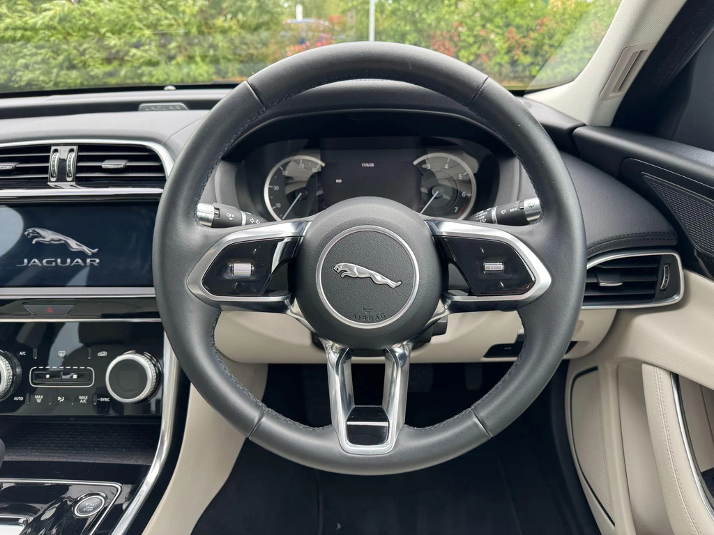 Jaguar XE 2.0 D180 S Euro 6 Ss Grey #17