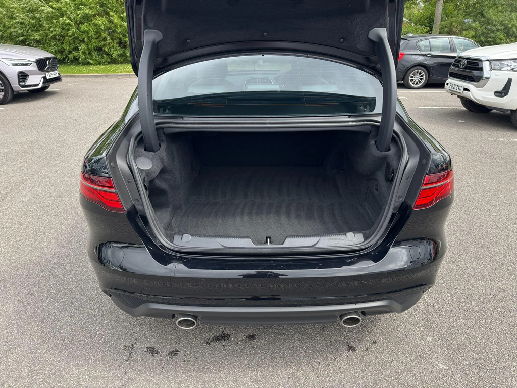 Jaguar XE 2.0 D180 S Euro 6 Ss Grey #10