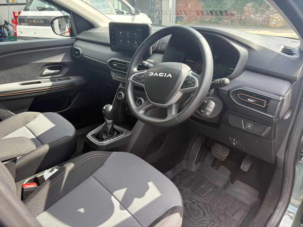 Dacia Jogger 1.6 Hybrid Extreme Euro 6 S S White #8