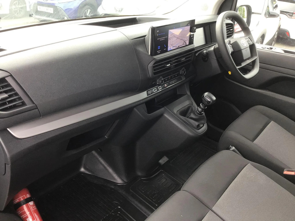 Toyota PROACE 2L Icon 6Dr White #12