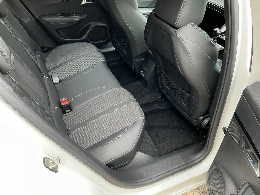 Peugeot 2008 2008 Gt Line Puretech Ss Orange #11